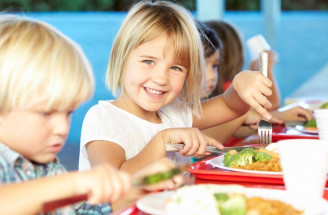 Dotácia na stravovanie dieťaťa - vieme, aká je jej výška aj to, kto má nárok na „obedy zadarmo"