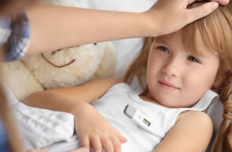 Ako znížiť horúčku u detí aj bez potrebných liekov? Poradíme vám TOP tipy a rady!